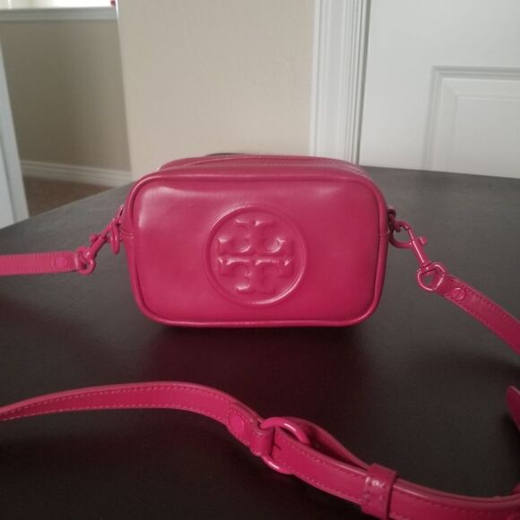 Tory Burch Perry Bombe Crossbody - Picture 1 of 7